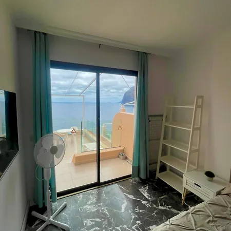 Oceanfront In Gigantes, Buenavista Park *