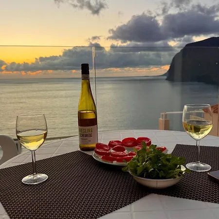 Oceanfront In Gigantes, Buenavista Park *